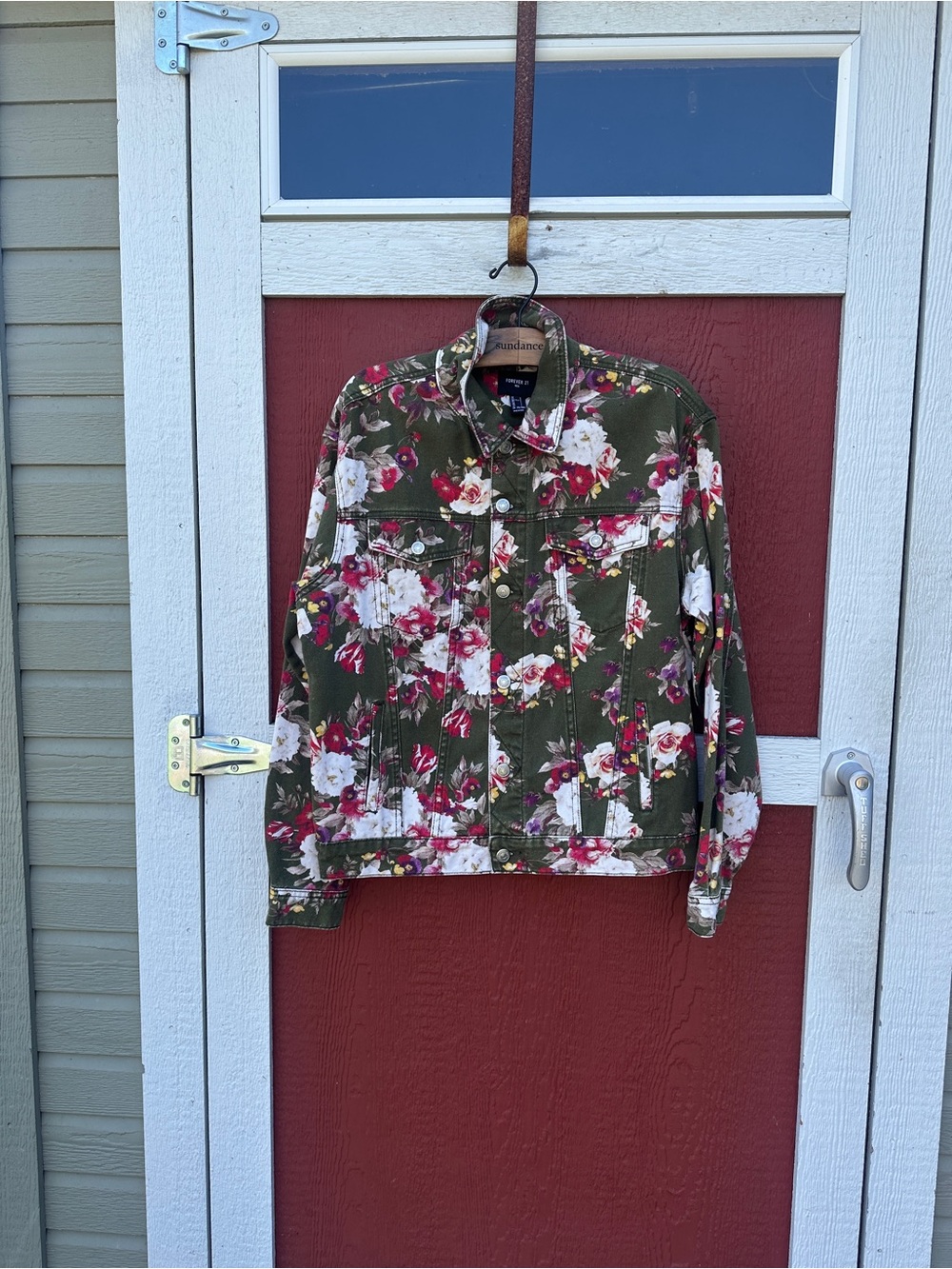Forever 21 dual gen Olive Green Floral Button-Up Shirt Jacket, L. With pockets!
